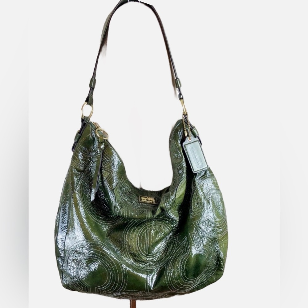 Bag Show 19 Rare EUC Coach Olive Green Optic Art Leather Shoulder Bag No. 17877